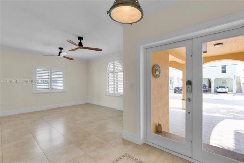 Casa en venta en Tavernier, Florida, 3 dormitorios, 246.93 m2 № 2033542 - foto 23