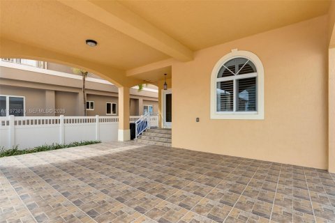 Casa en venta en Tavernier, Florida, 3 dormitorios, 246.93 m2 № 2033542 - foto 19