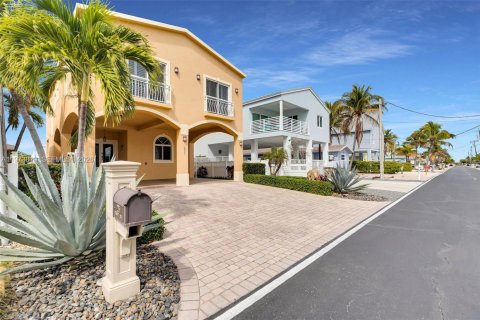 Casa en venta en Tavernier, Florida, 3 dormitorios, 246.93 m2 № 2033542 - foto 30
