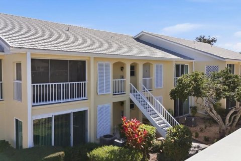Condo in Venice, Florida, 2 bedrooms № 2100655
