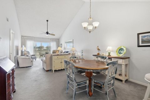 Condo in Venice, Florida, 2 bedrooms  № 2100655 - photo 6