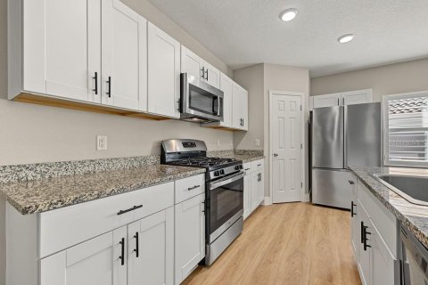 Touwnhouse à vendre à Odessa, Floride: 3 chambres, 133.87 m2 № 2415206 - photo 12
