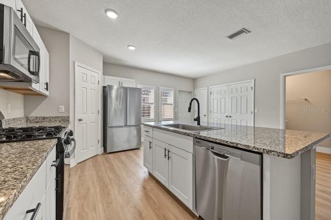 Touwnhouse à vendre à Odessa, Floride: 3 chambres, 133.87 m2 № 2415206 - photo 13