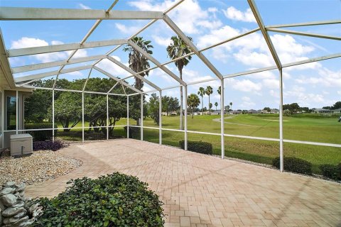House in Summerfield, Florida 2 bedrooms, 153.66 sq.m. № 1884998 - photo 28