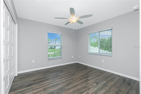 House in Port Charlotte, Florida 3 bedrooms, 136.01 sq.m. № 1747111 - photo 19