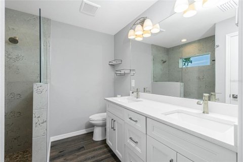 House in Port Charlotte, Florida 3 bedrooms, 136.01 sq.m. № 1747111 - photo 14
