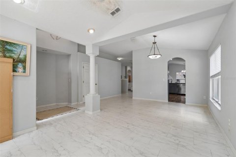 Casa en venta en Tampa, Florida, 3 dormitorios, 169.83 m2 № 2157654 - foto 8