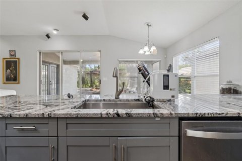 Casa en venta en Tampa, Florida, 3 dormitorios, 169.83 m2 № 2157654 - foto 14