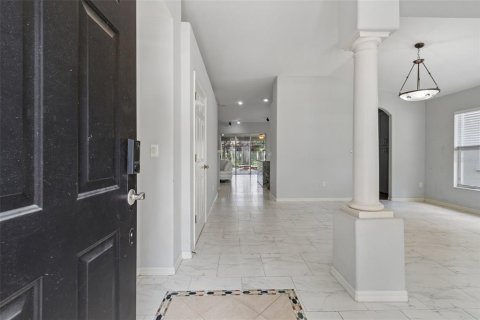 Casa en venta en Tampa, Florida, 3 dormitorios, 169.83 m2 № 2157654 - foto 2