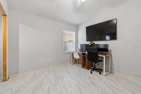 Casa en venta en Tampa, Florida, 3 dormitorios, 169.83 m2 № 2157654 - foto 27
