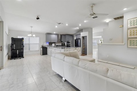 Casa en venta en Tampa, Florida, 3 dormitorios, 169.83 m2 № 2157654 - foto 20