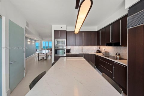 Copropriété à vendre à Miami Beach, Floride: 3 chambres, 186.55 m2 № 2257423 - photo 11