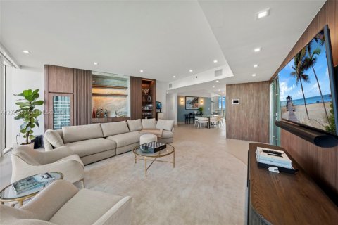 Copropriété à vendre à Miami Beach, Floride: 3 chambres, 186.55 m2 № 2257423 - photo 2