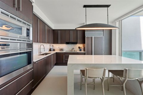 Copropriété à vendre à Miami Beach, Floride: 3 chambres, 186.55 m2 № 2257423 - photo 12