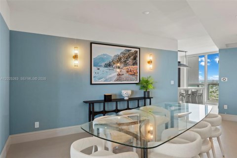 Copropriété à vendre à Miami Beach, Floride: 3 chambres, 186.55 m2 № 2257423 - photo 17