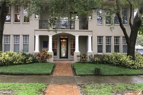Immobilier commercial à louer à Tampa, Floride: 608.7 m2 № 1774095 - photo 2