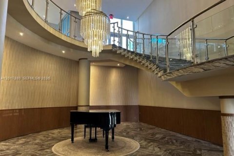 Copropriété à louer à Miami Beach, Floride: 2 chambres, 91.04 m2 № 2256498 - photo 13