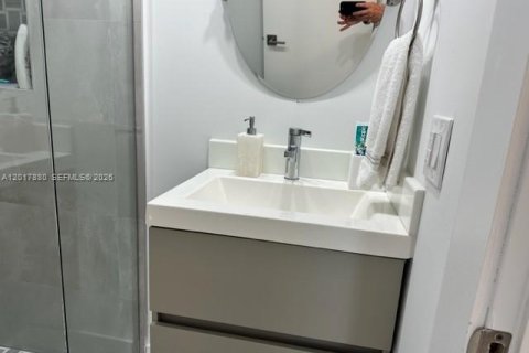 Copropriété à louer à Miami Beach, Floride: 2 chambres, 91.04 m2 № 2256498 - photo 25