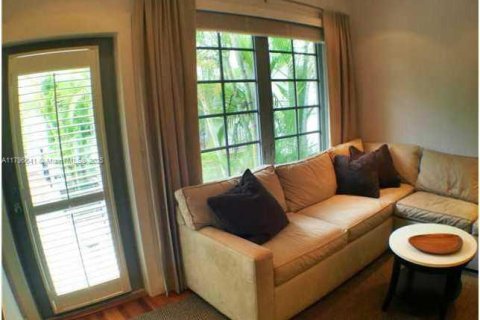 Apartamento en alquiler en Miami Beach, Florida, 1 dormitorio, 37.25 m2 № 2013639 - foto 21
