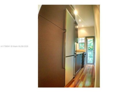 Apartamento en alquiler en Miami Beach, Florida, 1 dormitorio, 37.25 m2 № 2013639 - foto 12