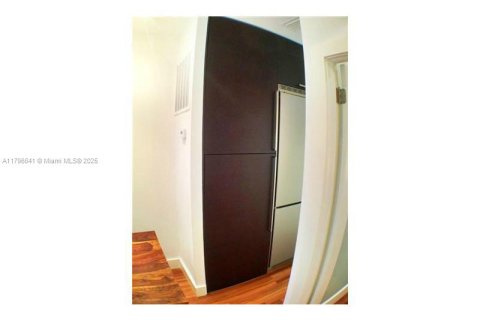 Apartamento en alquiler en Miami Beach, Florida, 1 dormitorio, 37.25 m2 № 2013639 - foto 20