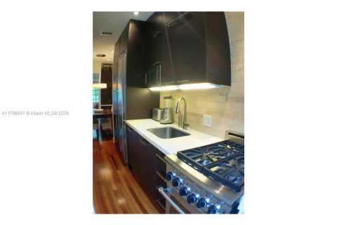 Apartamento en alquiler en Miami Beach, Florida, 1 dormitorio, 37.25 m2 № 2013639 - foto 9
