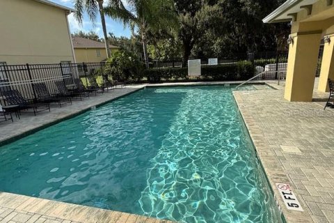 Townhouse in Tampa, Florida 3 bedrooms, 157.66 sq.m. № 1875825 - photo 28