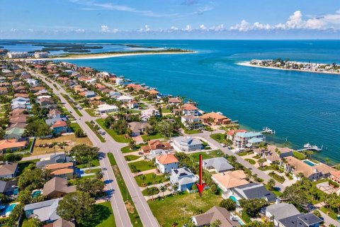 Land in Saint Petersburg, Florida № 1885640 - photo 10