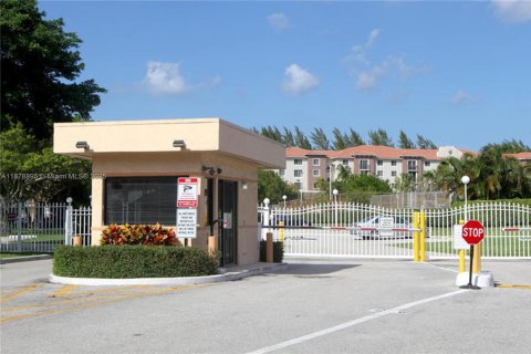 Copropriété à louer à West Palm Beach, Floride: 2 chambres, 105.26 m2 № 1927684 - photo 19