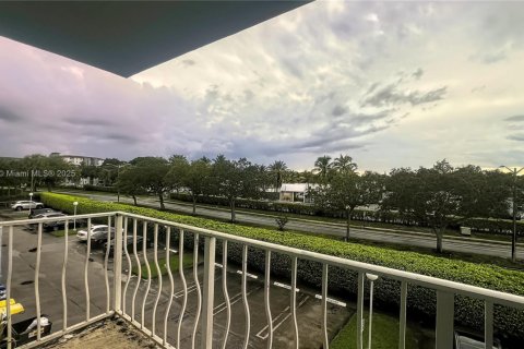Copropriété à louer à West Palm Beach, Floride: 2 chambres, 105.26 m2 № 1927684 - photo 21