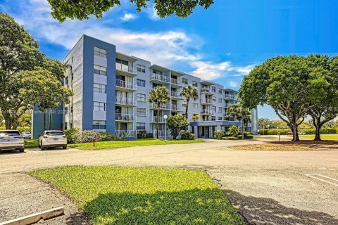 Copropriété à louer à West Palm Beach, Floride: 2 chambres, 105.26 m2 № 1927684 - photo 22