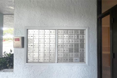 Copropriété à louer à West Palm Beach, Floride: 2 chambres, 105.26 m2 № 1927684 - photo 18