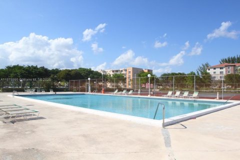 Copropriété à louer à West Palm Beach, Floride: 2 chambres, 105.26 m2 № 1927684 - photo 12