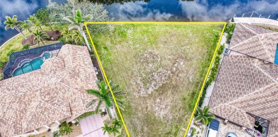 Terrain à Punta Gorda, Floride № 2205344