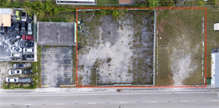 Propiedad comercial en Hollywood, Florida № 2016554