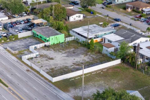 Propiedad comercial en venta en Hollywood, Florida № 2016554 - foto 3