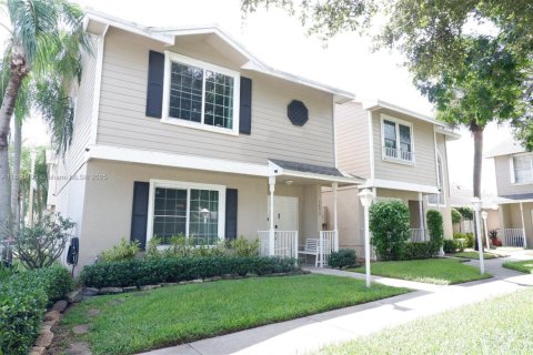 Townhouse in Sunrise, Florida 3 bedrooms, 148.27 sq.m. № 1944477 - photo 28