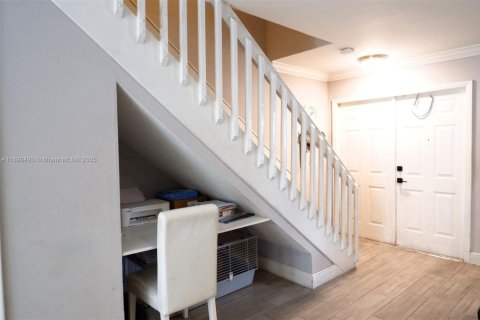 Townhouse in Sunrise, Florida 3 bedrooms, 148.27 sq.m. № 1944477 - photo 9