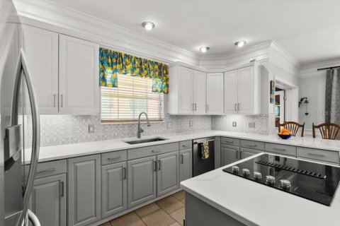 Villa ou maison à vendre à Ormond Beach, Floride: 5 chambres, 387.96 m2 № 1639897 - photo 18
