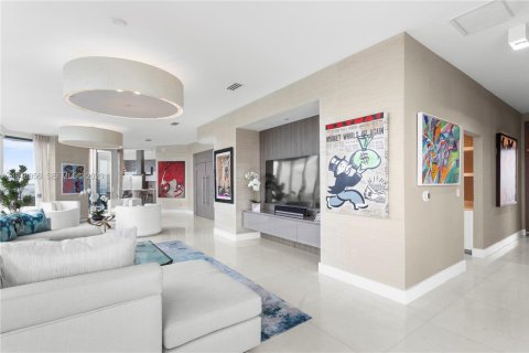 Купить кондоминиум в Майами, Флорида 4 спальни, 376.72м2, № 2045969 - фото 12