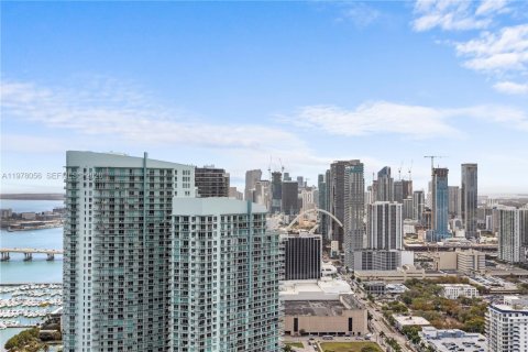 Купить кондоминиум в Майами, Флорида 4 спальни, 376.72м2, № 2045969 - фото 26