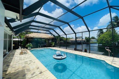 Снять в аренду виллу или дом в Холливуд, Флорида 3 спальни, 128.86м2, № 2004718 - фото 7