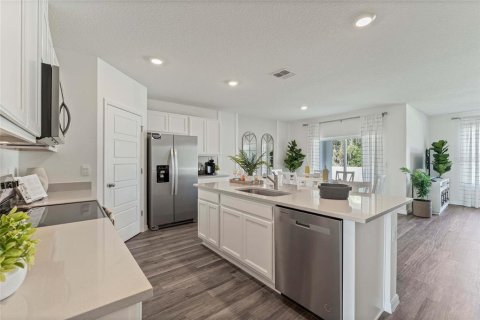 Villa ou maison à vendre à Winter Haven, Floride: 4 chambres, 169.83 m2 № 2285024 - photo 5