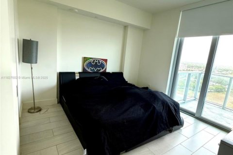 Condo in Sunrise, Florida, 1 bedroom  № 1941319 - photo 6