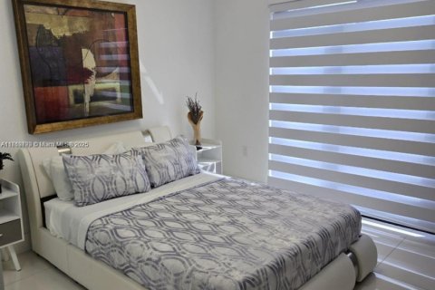 Villa ou maison à louer à Florida City, Floride: 5 chambres, 176.7 m2 № 1891563 - photo 13