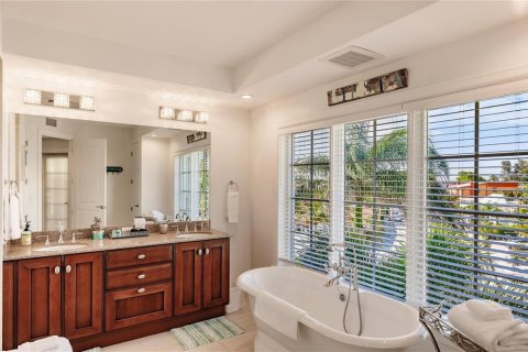 Condominio en venta en Sarasota, Florida, 4 dormitorios, 300.63 m2 № 2429525 - foto 22