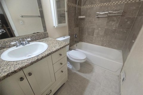 Copropriété à louer à Gainesville, Floride: 2 chambres, 92.9 m2 № 2383875 - photo 19