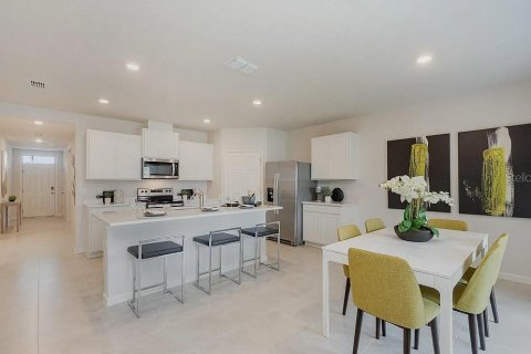 Villa ou maison à vendre à Palm Bay, Floride: 4 chambres, 169.83 m2 № 2398870 - photo 10