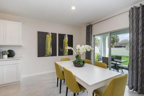 Villa ou maison à vendre à Palm Bay, Floride: 4 chambres, 169.83 m2 № 2398870 - photo 11