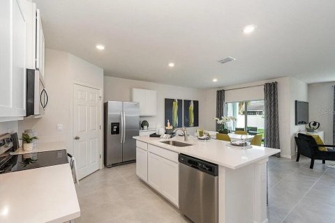 Villa ou maison à vendre à Palm Bay, Floride: 4 chambres, 169.83 m2 № 2398870 - photo 7